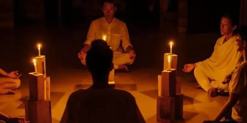 Exploring the 8-Limb Path Through Candlelight Yoga and Meditation