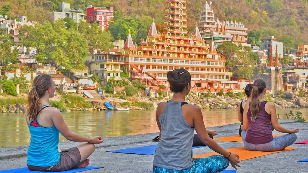 How to choose a yoga retreat?