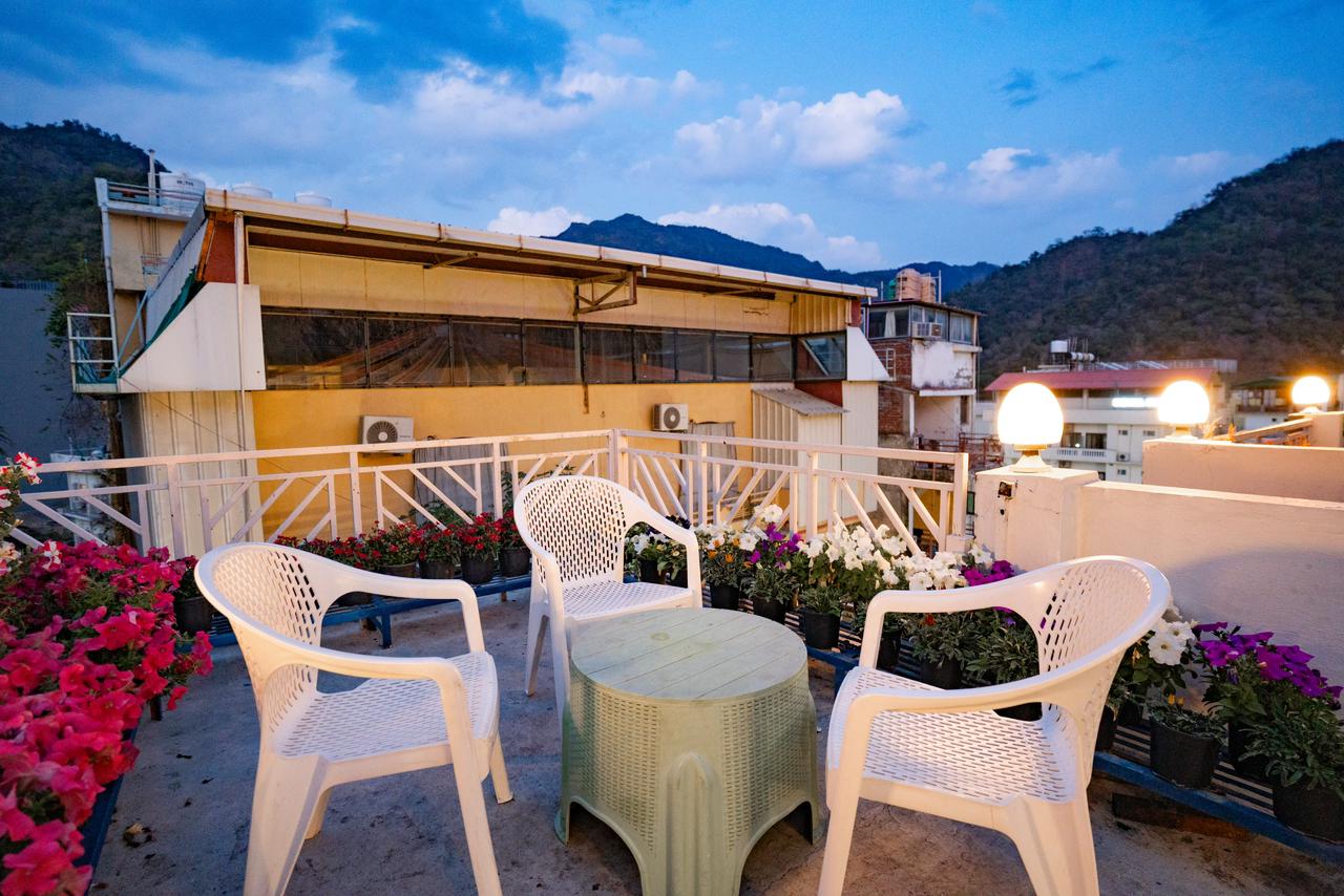 Yoga retreat rooms in Rishikesh